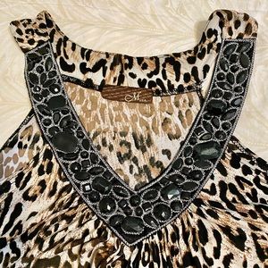 Animal print sleeveless blouse
